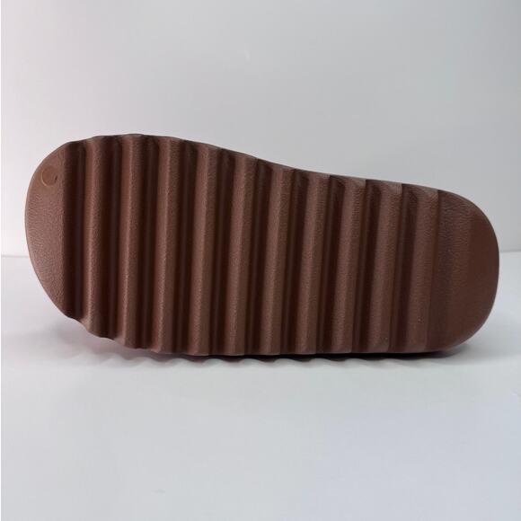 Adidas Yeezy Slide Men’s US/UK Size 10 Flax Slip On Sandals FZ5896 New in box main image 5